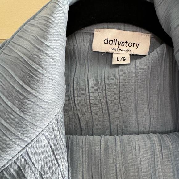 Ensemble bleu - Picture 2 of 3